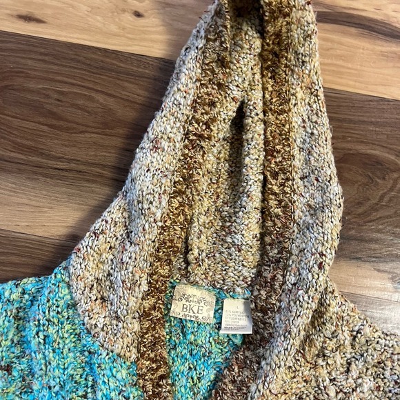 Sold‎ out - Picture 4 of 8